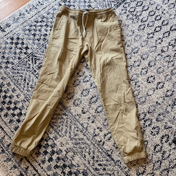 caliville | Pants | Tan Jogger Pants 
